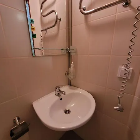 тростян Отель